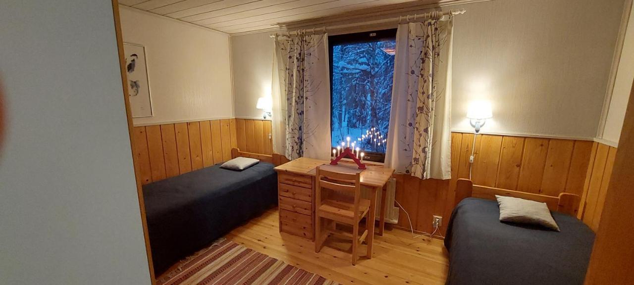 Kuosto Ja Luppo Villa Akaslompolo Bagian luar foto