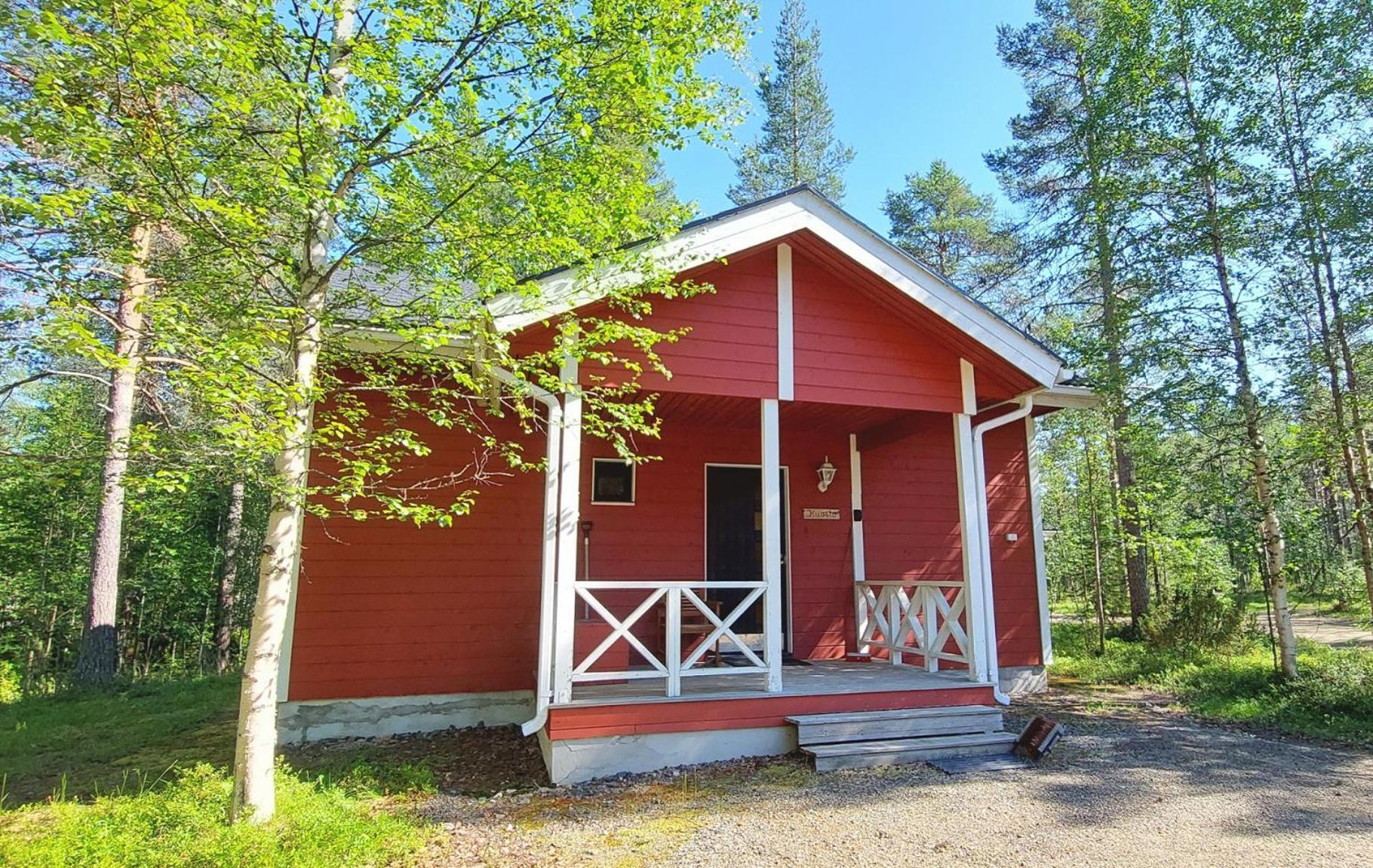 Kuosto Ja Luppo Villa Akaslompolo Bagian luar foto